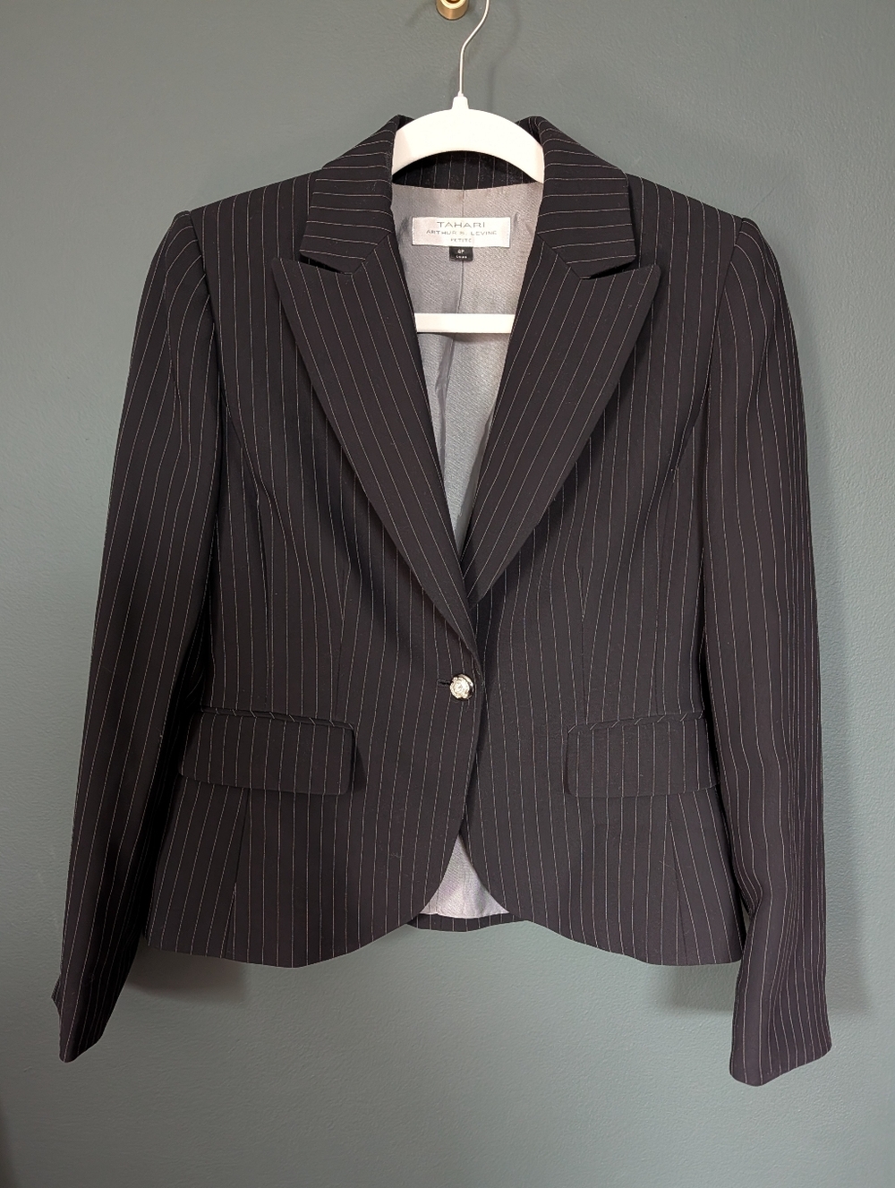 Tahari ASL Black Pinstripe Notch-Lapel Blazer